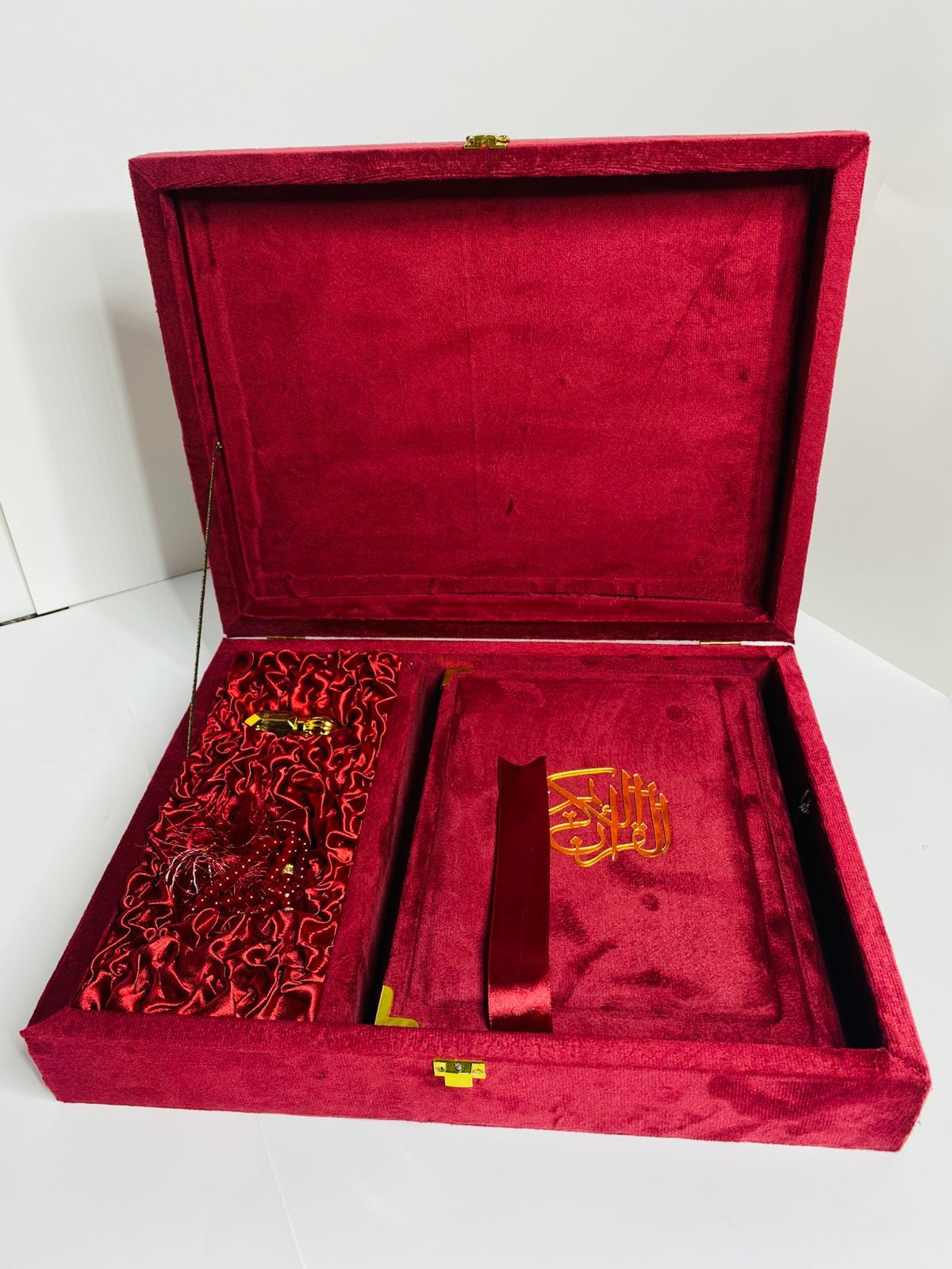 Luxurious embroidery bridal gift set  with beautiful tabseeh and ittar